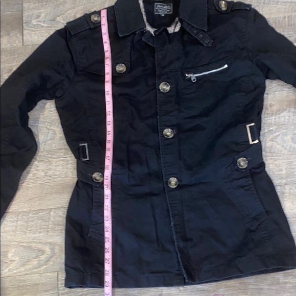 Black Military Field Jacket with Structured Shoulders - Picture 5 of 11